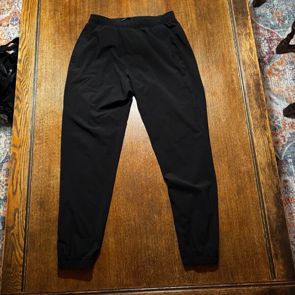 lululemon joggers - Picture 2 of 14